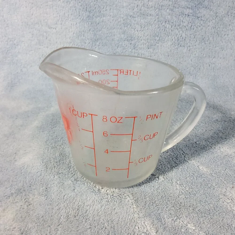 Vintage Anchor Hocking #496 Oven Basics 1 Cup Glass Measuring Cup 8oz USA *Hazey